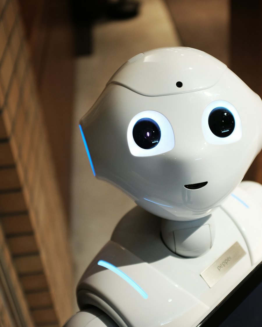 Friendly humanoid robot face representing an AI agent